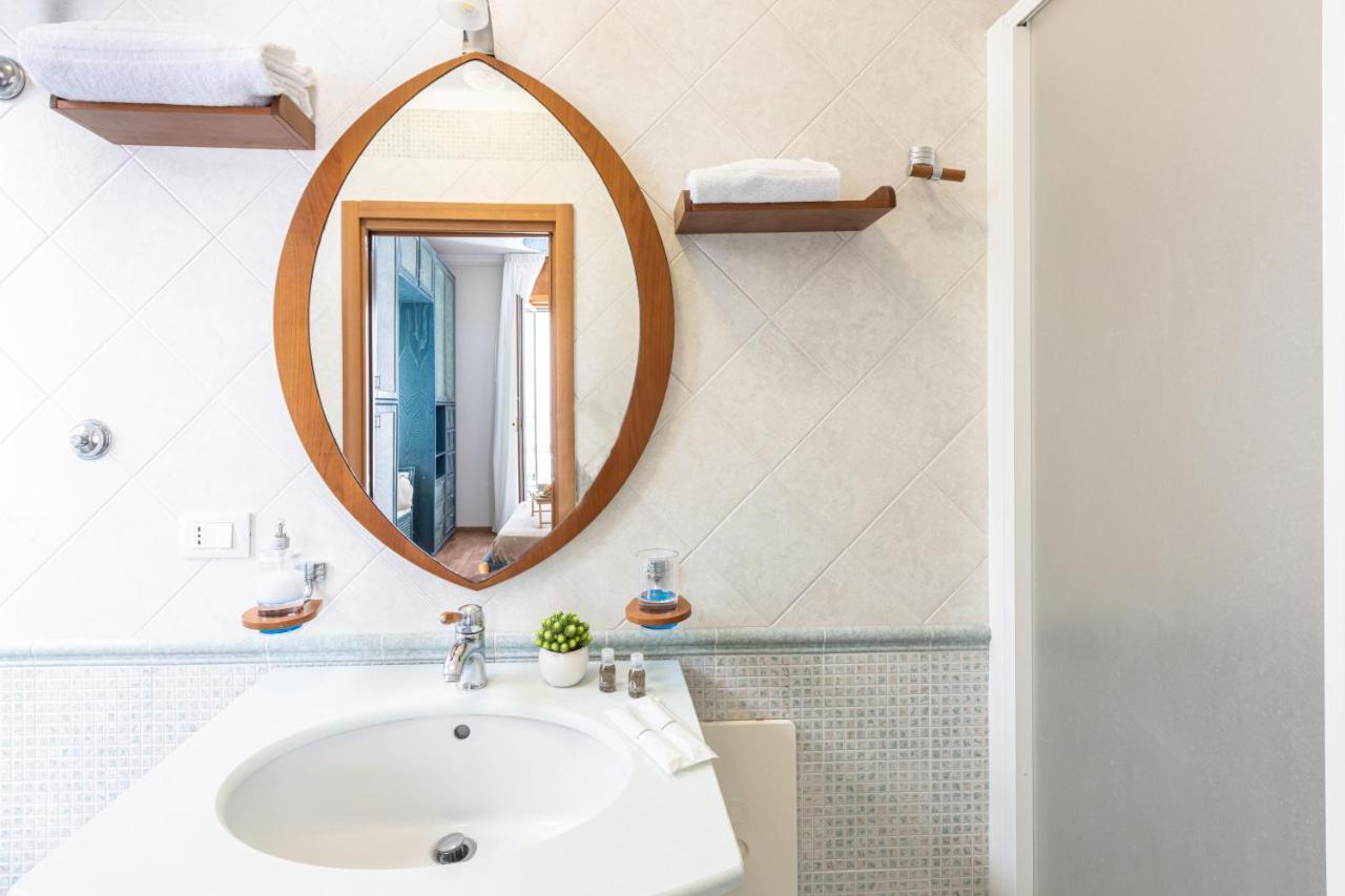 Sorrentovibes - Spacious 3 Bedrooms Apartment In Sorrento Oldtown Екстериор снимка