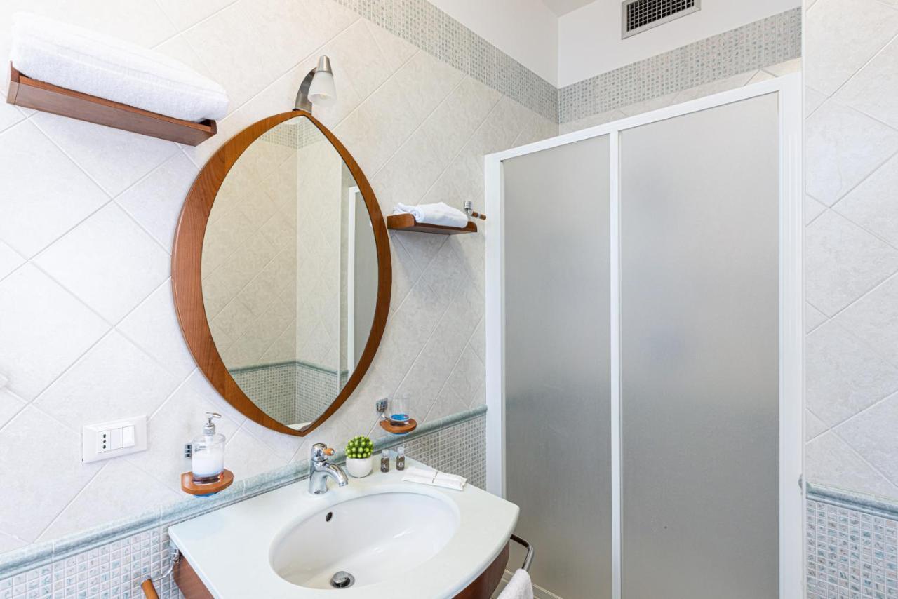 Sorrentovibes - Spacious 3 Bedrooms Apartment In Sorrento Oldtown Екстериор снимка