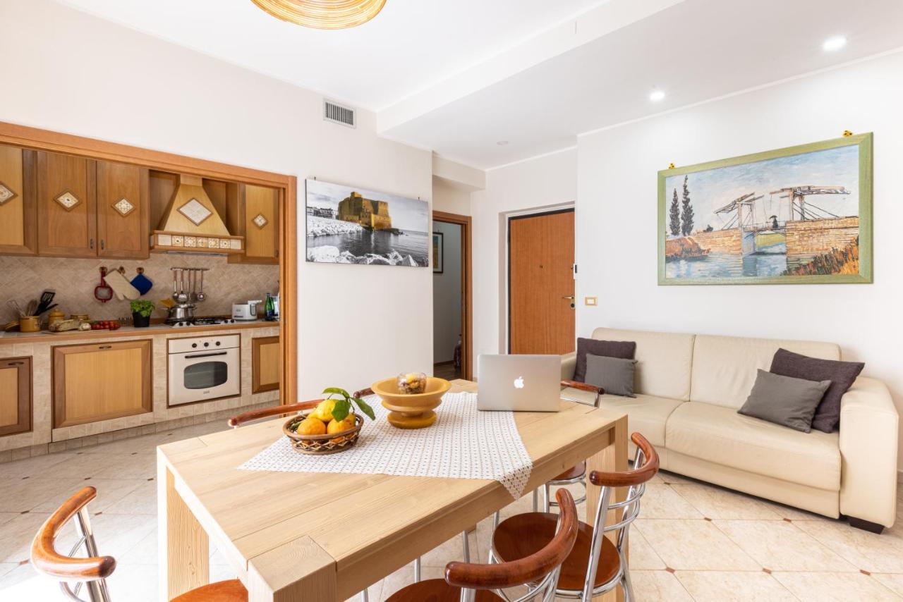 Sorrentovibes - Spacious 3 Bedrooms Apartment In Sorrento Oldtown Екстериор снимка