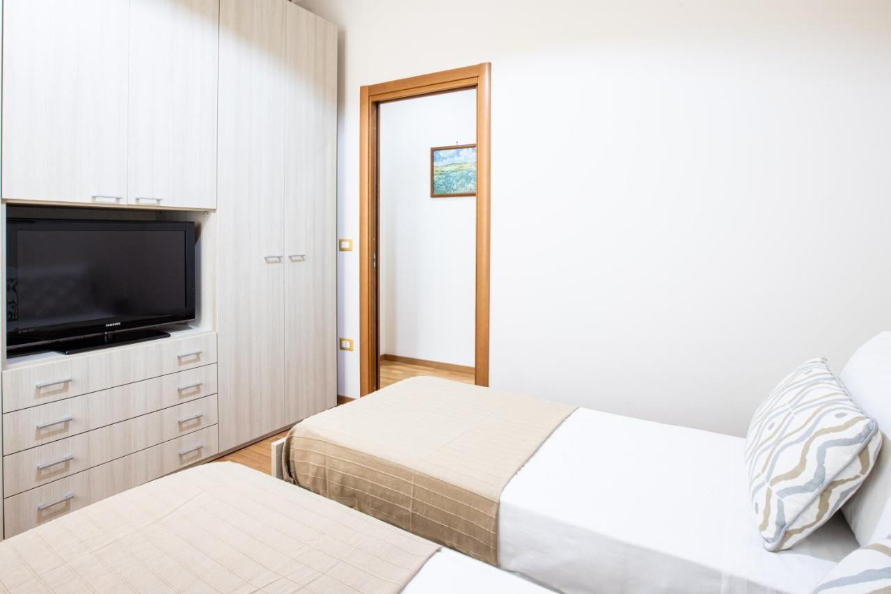 Sorrentovibes - Spacious 3 Bedrooms Apartment In Sorrento Oldtown Екстериор снимка
