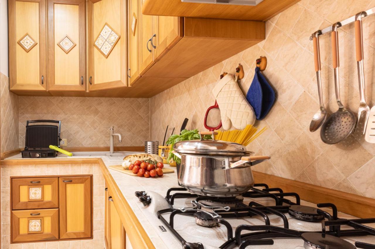 Sorrentovibes - Spacious 3 Bedrooms Apartment In Sorrento Oldtown Екстериор снимка